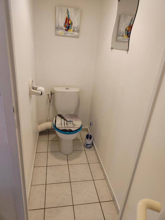 Appartement 2 Pieces Avec Une Grande Terrasse, 3 Etoiles, Wifi, Box Pour Vehicule Et Velos Les Sables-dʼOlonne Kültér fotó